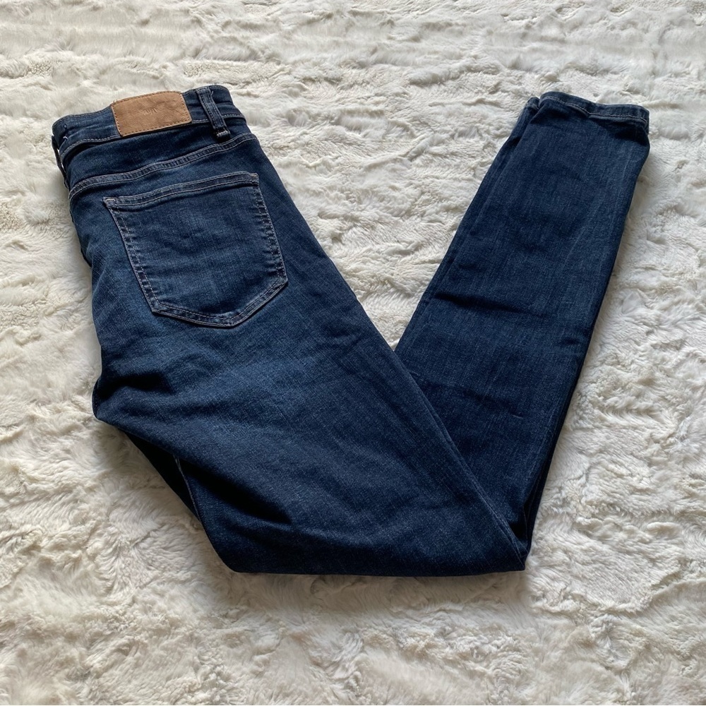 Zara Women's Blue Skinny Jeans Size 6